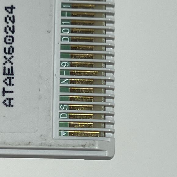 Yoshi's New Island Authentic Nintendo 3DS Game Cartridge Only video game TESTED - Picture 8 of 9